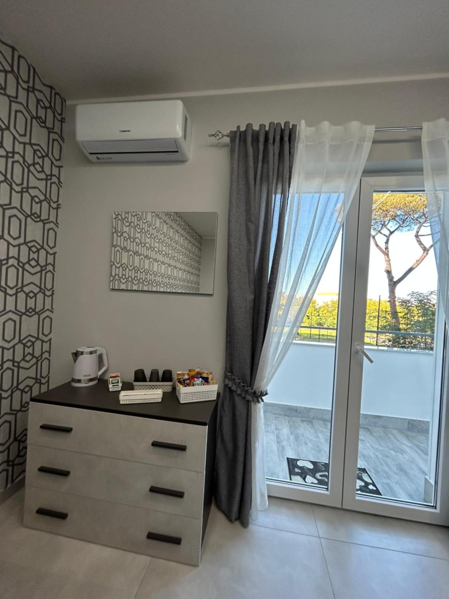 Skycity 2 B&B Nápoly Kültér fotó