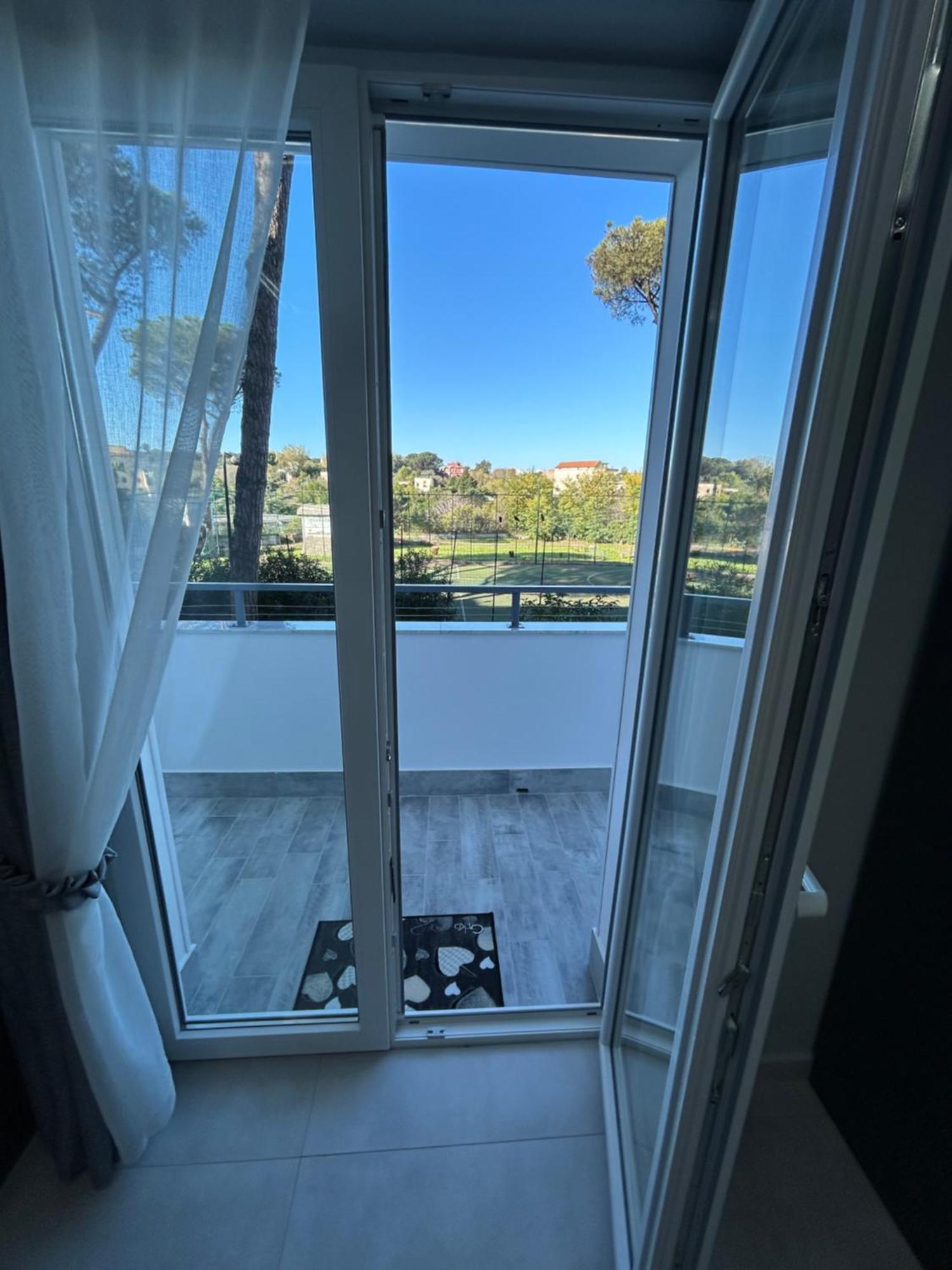 Skycity 2 B&B Nápoly Kültér fotó