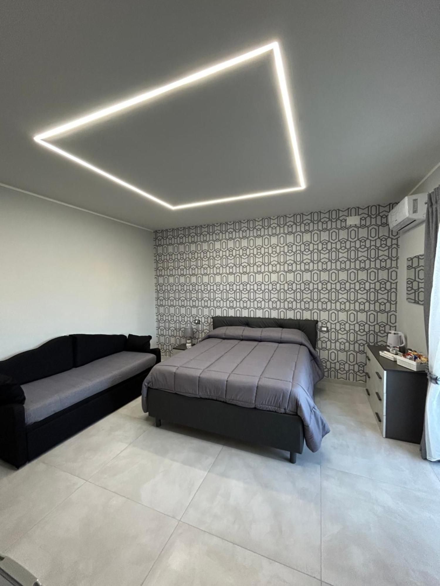 Skycity 2 B&B Nápoly Kültér fotó