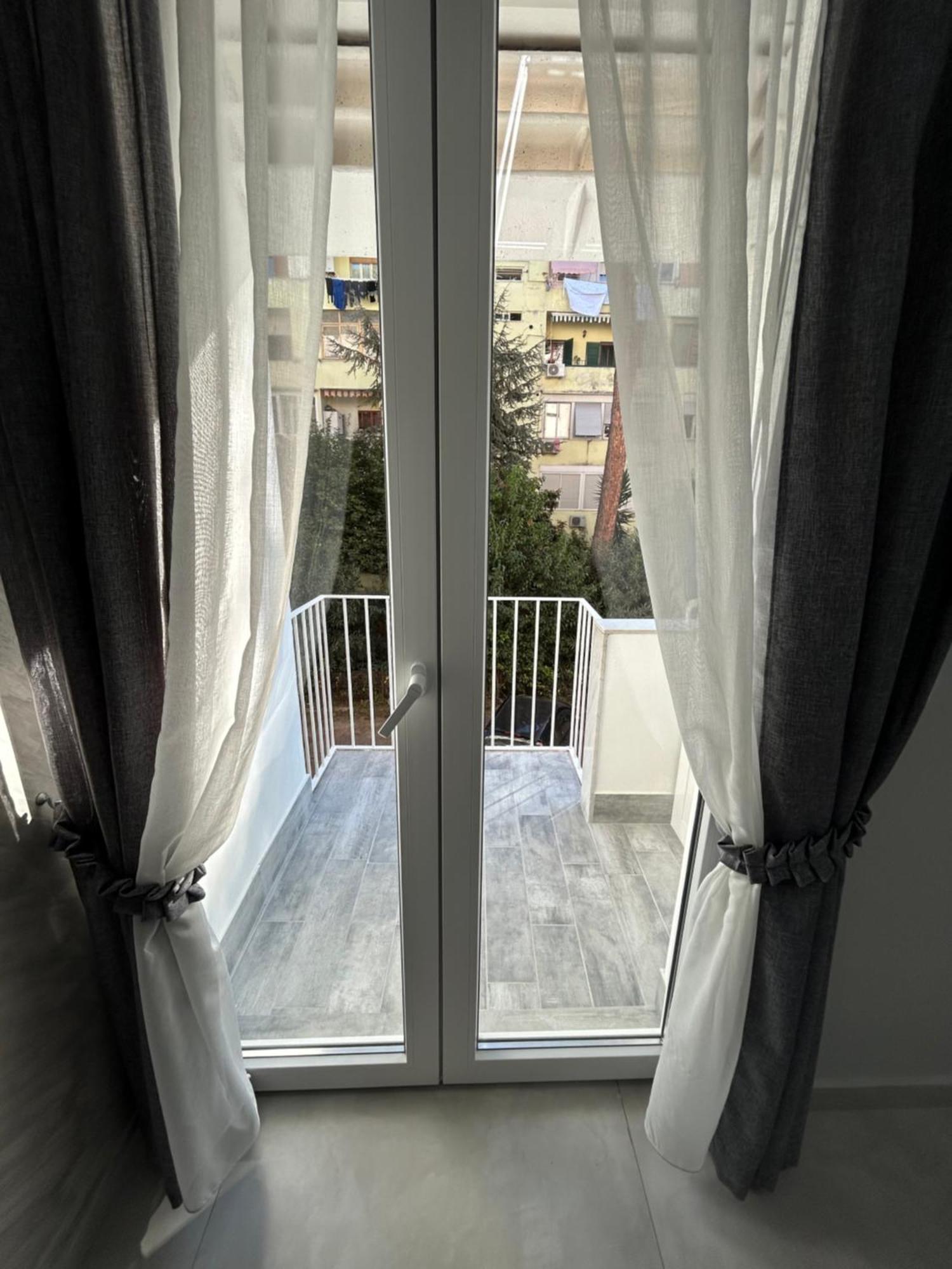 Skycity 2 B&B Nápoly Kültér fotó